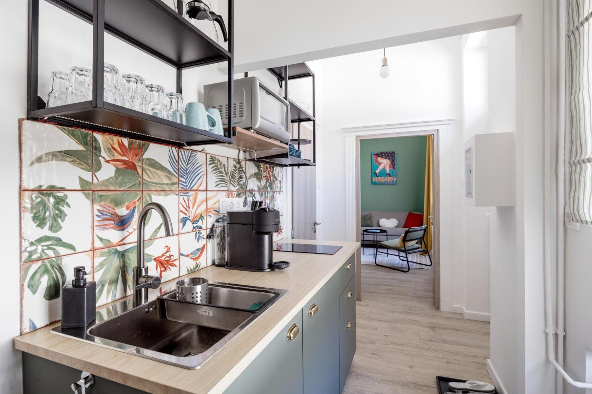 Stylish And Colourful Apartment In The City Centre Budapest Exterior foto